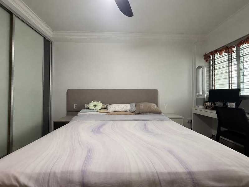 236 Tampines Street 21, 236 Tampines Street 21, 2 Bedrooms, 786 sqft, HDB Flat For Sale, by Eric Choy, 500157453 - Bedroom - PropertyGuru.com.sg