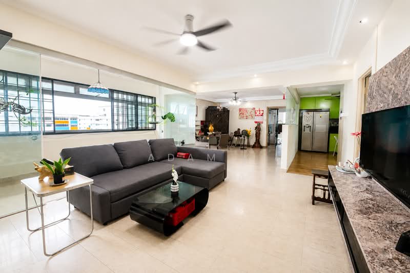709 Jurong West Street 71, 709 Jurong West Street 71, 4 Bedrooms, 1,539 sqft, HDB Flat For Sale, by Adam K, 500157457 - Living Room - PropertyGuru.com.sg