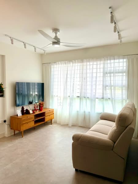 890B Woodlands Drive 50, 890B Woodlands Drive 50, Room Rental, 150 sqft, HDB Flat For Rent, by Mandy Ei ( 梁文欣 ), 500157460 - Living Room - PropertyGuru.com.sg