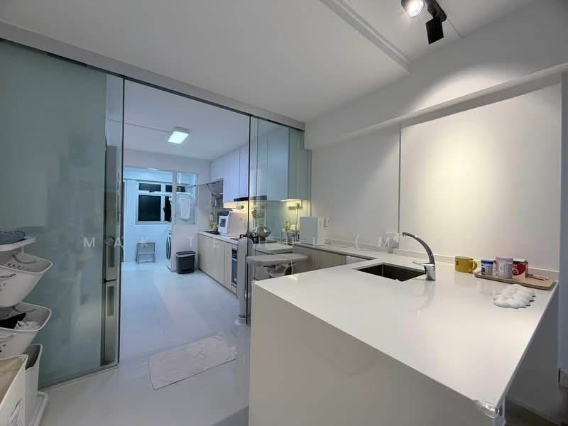 643 Ang Mo Kio Avenue 5, 643 Ang Mo Kio Avenue 5, Room Rental, 213 sqft, HDB Flat For Rent, by Mak Te Hui (Mak), 500157472 - Kitchen - PropertyGuru.com.sg