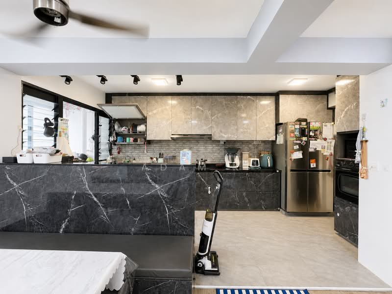 606B Tampines Street 61, 606B Tampines Street 61, 3 Bedrooms, 1,206 sqft, HDB Flat For Sale, by Adam K, 500157483 - Kitchen - PropertyGuru.com.sg