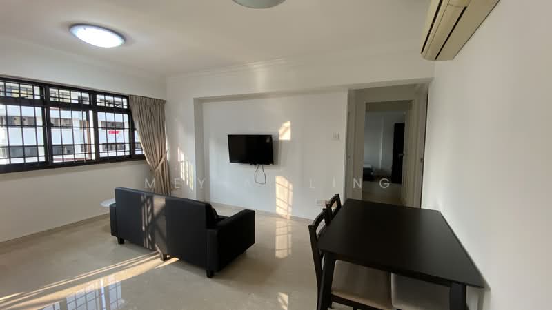 18 Cantonment Close, 18 Cantonment Close, 3 Bedrooms, 807 sqft, HDB Flat For Rent, by Mey A. Ling, 500157484 - Living Room - PropertyGuru.com.sg