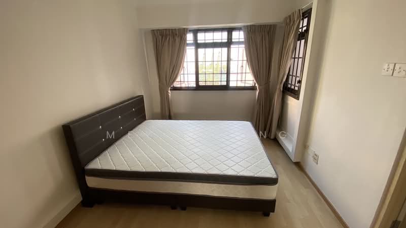 18 Cantonment Close, 18 Cantonment Close, 3 Bedrooms, 807 sqft, HDB Flat For Rent, by Mey A. Ling, 500157484 - Master Bedroom - PropertyGuru.com.sg