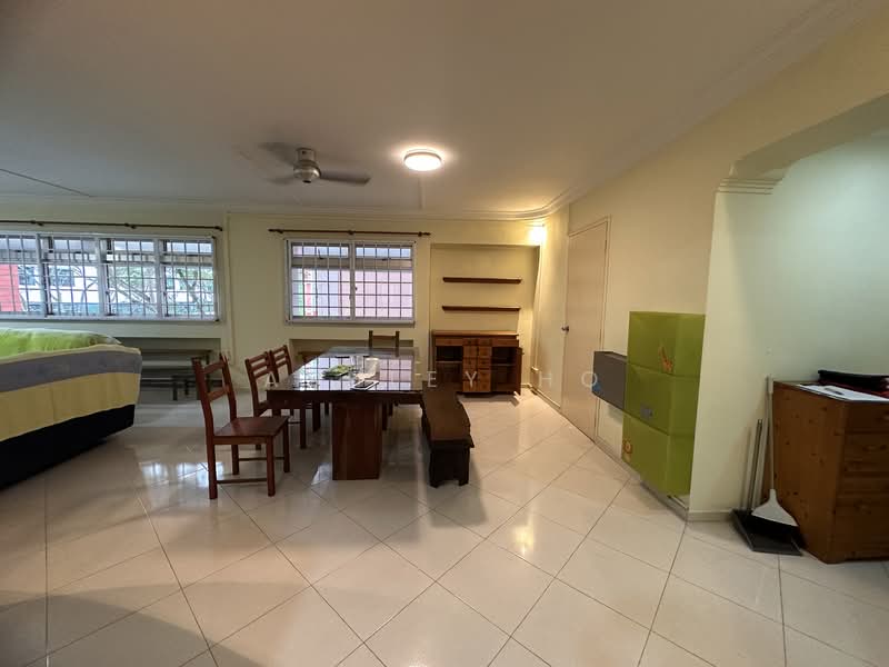 556 Choa Chu Kang North 6, 556 Choa Chu Kang North 6, 4 Bedrooms, 1,572 sqft, HDB Flat For Rent, by Ashley Ho, 500157485 - Living Room - PropertyGuru.com.sg