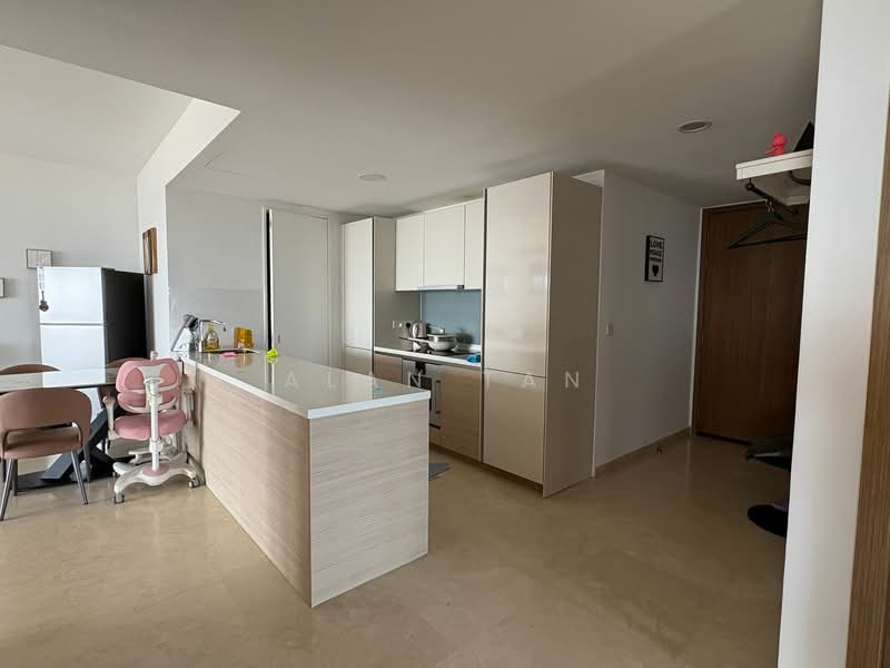 V on Shenton, 5 Shenton Way, 3 Bedrooms, 1,528 sqft, Condominium For Sale, by Alan Tan, 500157498 - Kitchen - PropertyGuru.com.sg