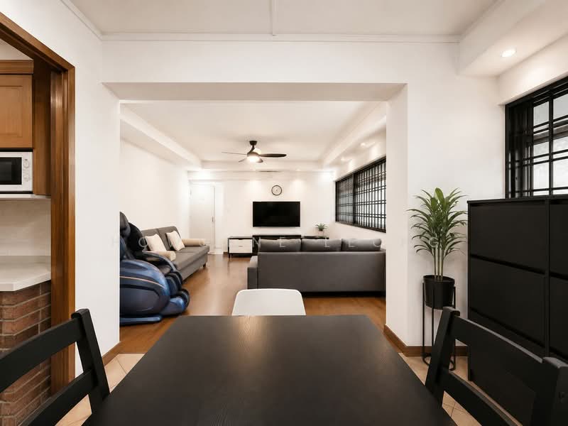 617 Choa Chu Kang North 7, 617 Choa Chu Kang North 7, 3 Bedrooms, 1,152 sqft, HDB Flat For Sale, by Howgene Leong, 500157505 - Living Room - PropertyGuru.com.sg
