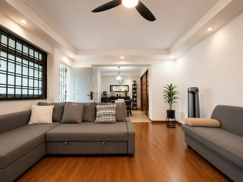 617 Choa Chu Kang North 7, 617 Choa Chu Kang North 7, 3 Bedrooms, 1,152 sqft, HDB Flat For Sale, by Howgene Leong, 500157505 - Living Room - PropertyGuru.com.sg