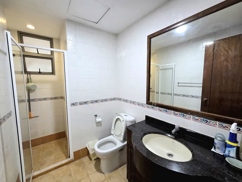 The Florida, 76 Hougang Avenue 7, 3 Bedrooms, 1,292 sqft, Condominium For Rent, by Jeff Huang, 500157509 - Bathroom - PropertyGuru.com.sg