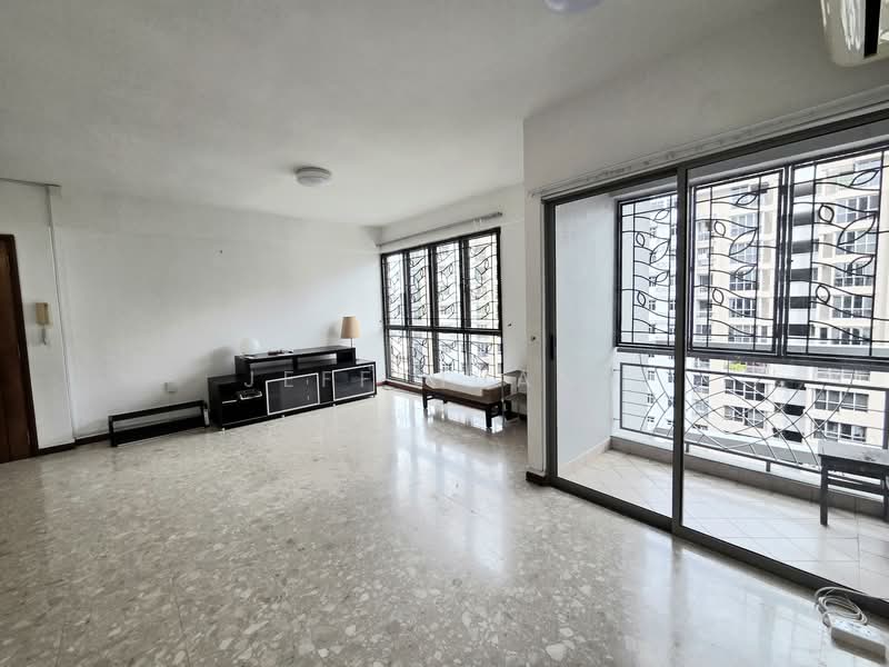 The Florida, 76 Hougang Avenue 7, 3 Bedrooms, 1,292 sqft, Condominium For Rent, by Jeff Huang, 500157509 - Living Room - PropertyGuru.com.sg