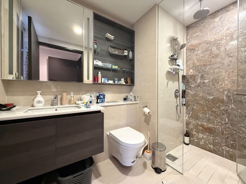 Sims Urban Oasis, 18 Sims Drive, 3 Bedrooms, 1,033 sqft, Condominium For Rent, by Wong Boon Keng, 500157511 - Bathroom - PropertyGuru.com.sg
