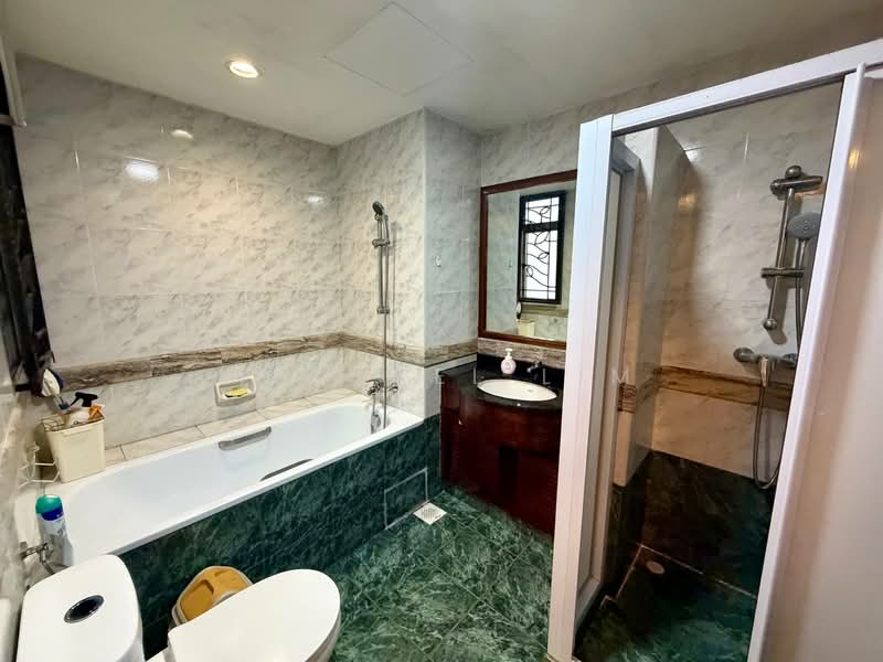 The Florida, 78 Hougang Avenue 7, 3 Bedrooms, 1,292 sqft, Condominium For Rent, by Michael Lim, 500157517 - Master Bath - PropertyGuru.com.sg