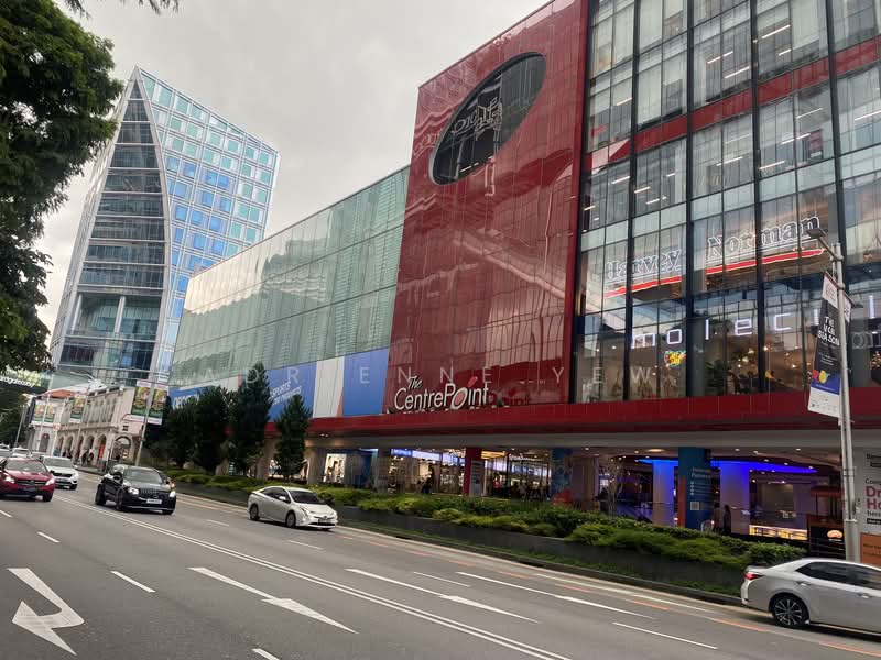 The Centrepoint, 176 Orchard Road, 452 sqft, Mall Shop For Sale, by Adrienne Yew, 500157529 - Exterior - CommercialGuru.com.sg
