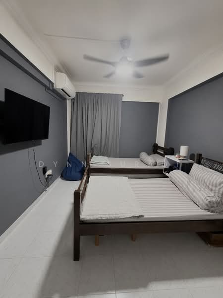 374 Bukit Batok Street 31, 374 Bukit Batok Street 31, 3 Bedrooms, 947 sqft, HDB Flat For Sale, by Dynn Suradi, 500157542 - Bedroom - PropertyGuru.com.sg