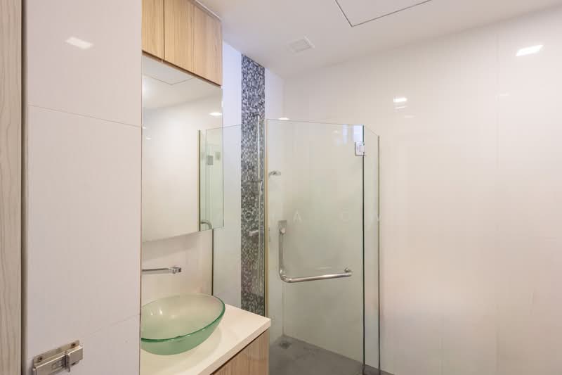 Le Conney Park, 89 Lorong L Telok Kurau, 3 Bedrooms, 1,227 sqft, Apartment For Sale, by Gracia Ow, 500157548 - Bathroom - PropertyGuru.com.sg