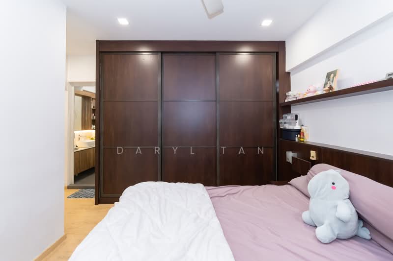 153 Rivervale Crescent, 153 Rivervale Crescent, 3 Bedrooms, 969 sqft, HDB Flat For Sale, by Daryl Tan, 500157551 - Master Bedroom - PropertyGuru.com.sg