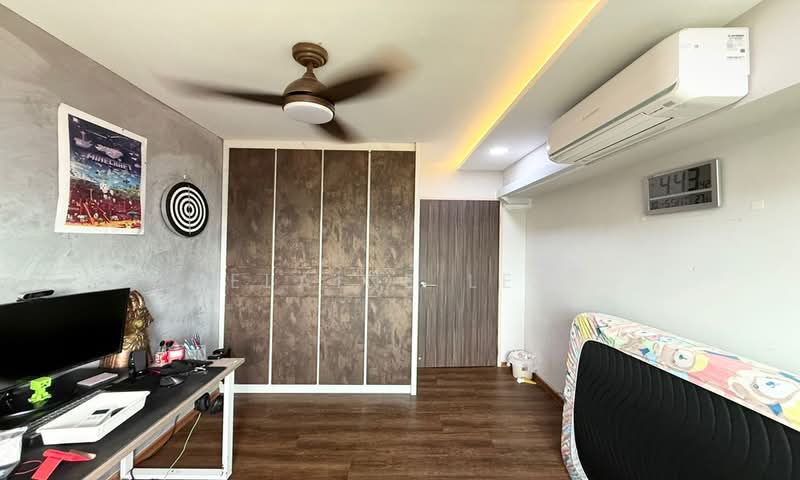 649 Punggol Central, 649 Punggol Central, 3 Bedrooms, 1,184 sqft, HDB Flat For Sale, by Elaine Lee, 500157552 - Bedroom - PropertyGuru.com.sg