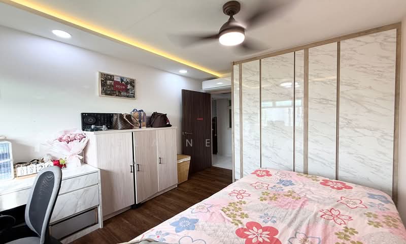 649 Punggol Central, 649 Punggol Central, 3 Bedrooms, 1,184 sqft, HDB Flat For Sale, by Elaine Lee, 500157552 - Bedroom - PropertyGuru.com.sg
