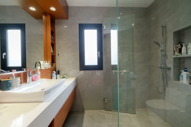 Westlake Avenue, Westlake Avenue, 5 Bedrooms, 5,000 sqft, Detached House For Sale, by Merwin Tan, 500157555 - Bathroom - PropertyGuru.com.sg
