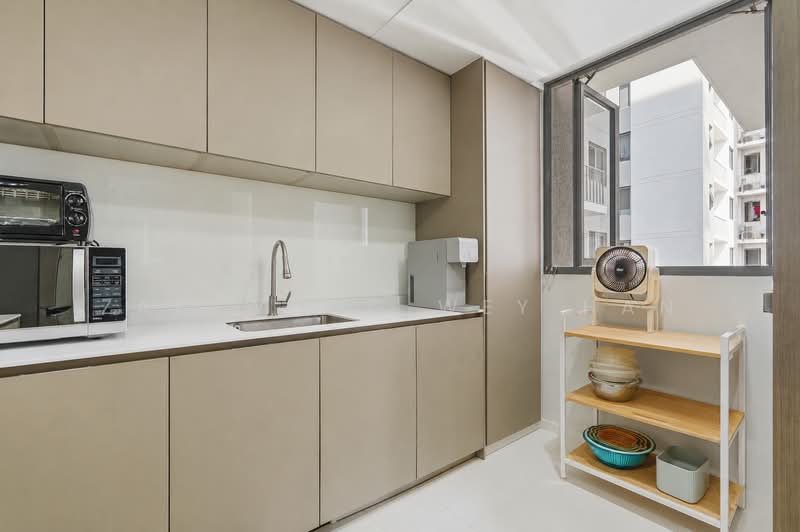 Bellewaters, 11 Anchorvale Crescent, 4 Bedrooms, 1,130 sqft, Executive Condominium For Sale, by Zac Wong Wey Han, 500157558 - Kitchen - PropertyGuru.com.sg
