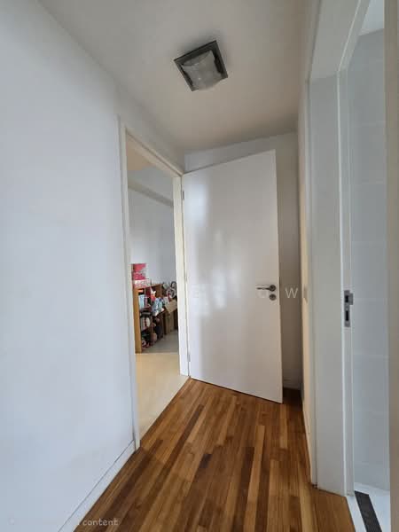 The Interlace, 212 Depot Road, 2 Bedrooms, 1,055 sqft, Condominium For Sale, by Chloe Low, 500157562 - Corridor - PropertyGuru.com.sg