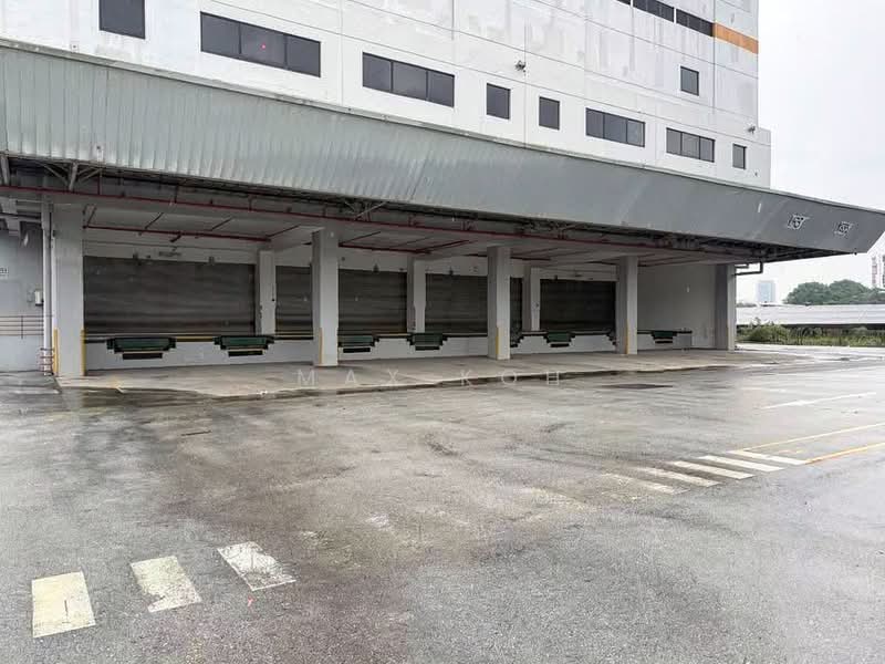 Standalone 5 Story warehouse | 16 Bays | 6 to 7m @ Jurong Port, Jalan Terusan, 195,243 sqft, Factory / Workshop (B2) For Rent, by Max Koh, 500157567 - Exterior - CommercialGuru.com.sg