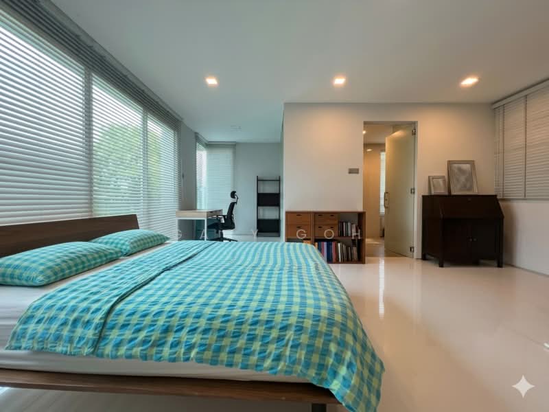 Wareham Road, Wareham Road, 6 Bedrooms, 8,000 sqft, Bungalow House For Sale, by Gary Goh, 500157570 - Bedroom - PropertyGuru.com.sg