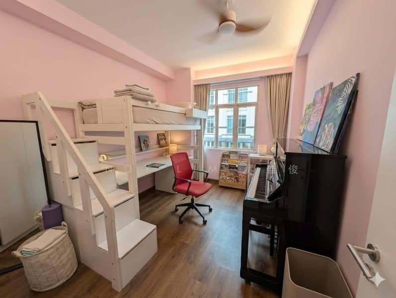 Le Hill, 44 Pasir Panjang Hill, 3 Bedrooms, 1,206 sqft, Condominium For Sale, by Andy Lim 林佳俊, 500157572 - Bedroom - PropertyGuru.com.sg