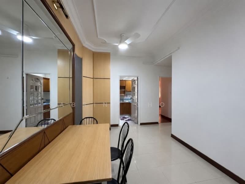 Le Loyang, 43 Jalan Loyang Besar, 3 Bedrooms, 1,109 sqft, Apartment For Rent, by Sabrina Chong, 500157573 - Dinning area - PropertyGuru.com.sg