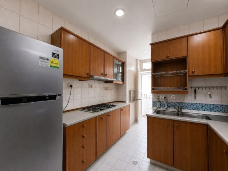 Le Loyang, 43 Jalan Loyang Besar, 3 Bedrooms, 1,109 sqft, Apartment For Rent, by Sabrina Chong, 500157573 - Kitchen - PropertyGuru.com.sg