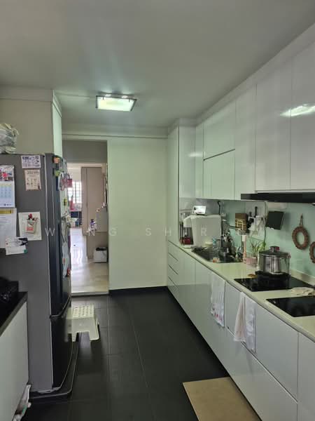 316 Jurong East Street 32, 316 Jurong East Street 32, 3 Bedrooms, 1,453 sqft, HDB Flat For Sale, by Wang Shirley, 500157580 - Kitchen - PropertyGuru.com.sg