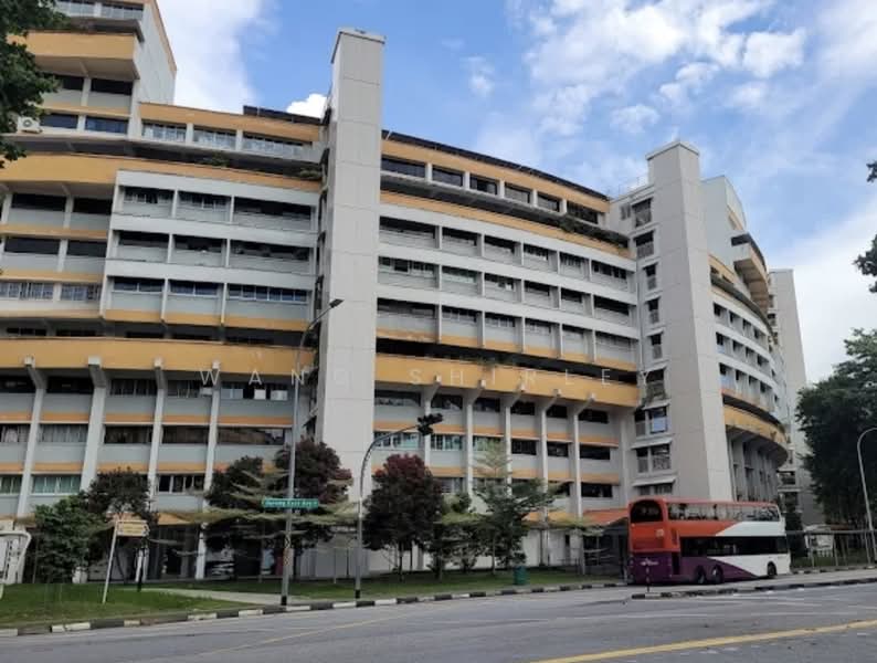 316 Jurong East Street 32, 316 Jurong East Street 32, 3 Bedrooms, 1,453 sqft, HDB Flat For Sale, by Wang Shirley, 500157580 - Exterior - PropertyGuru.com.sg