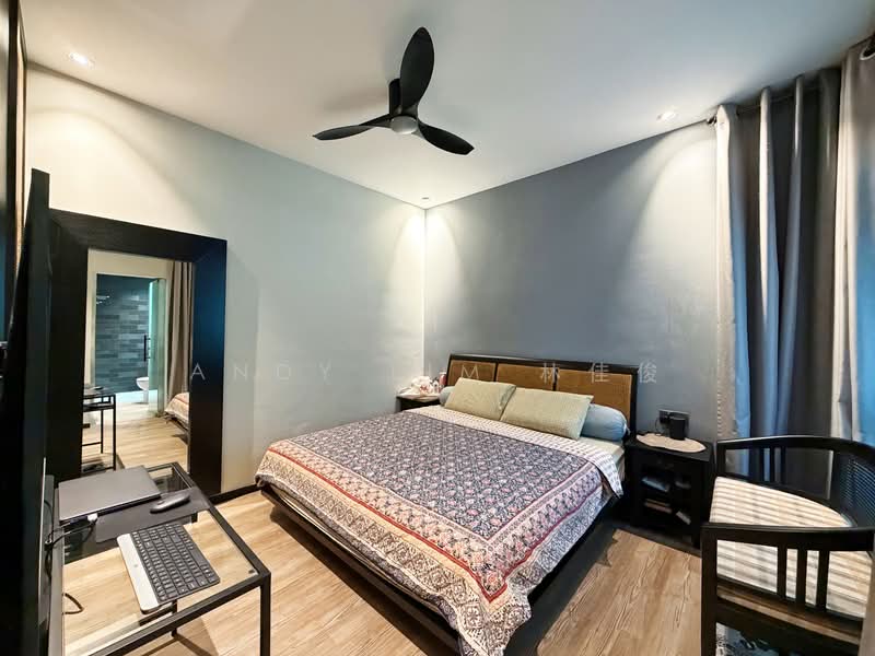 Avila Gardens, 11 Flora Road, 4 Bedrooms, 1,755 sqft, Condominium For Sale, by Andy Lim 林佳俊, 500157582 - Bedroom - PropertyGuru.com.sg