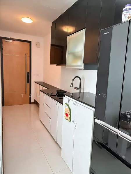 Bliss Loft, 25 Kim Keat Close, 2 Bedrooms, 797 sqft, Condominium For Sale, by Tammy Zhang, 500157594 - Kitchen - PropertyGuru.com.sg