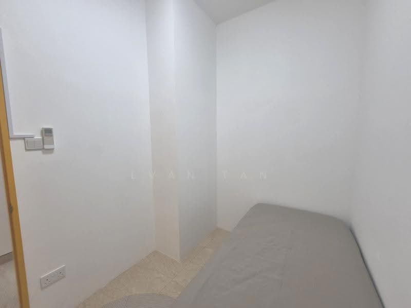 D'Marine, 521 Joo Chiat Road, East Coast / Marine Parade, Room Rental, 80 sqft, Condominium For Rent, by Evan Tan, 500157595 - Bedroom - PropertyGuru.com.sg