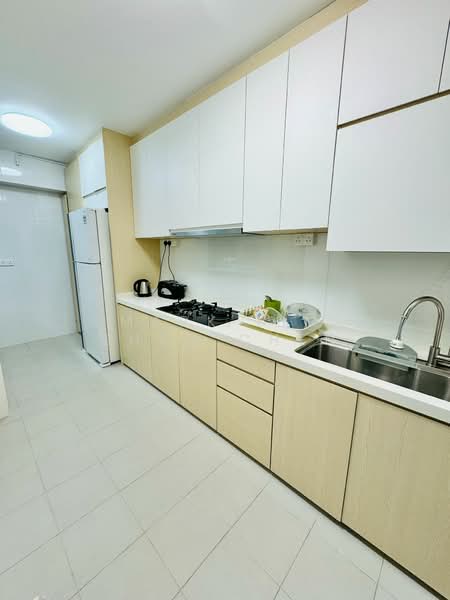 95C Henderson Road, 95C Henderson Road, 3 Bedrooms, 1,216 sqft, HDB Flat For Sale, by Mark Lim Zhan Chen, 500157597 - Kitchen - PropertyGuru.com.sg