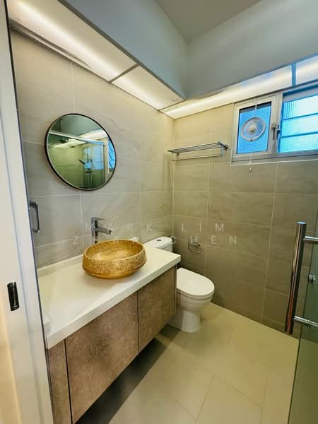 95C Henderson Road, 95C Henderson Road, 3 Bedrooms, 1,216 sqft, HDB Flat For Sale, by Mark Lim Zhan Chen, 500157597 - Bathroom - PropertyGuru.com.sg