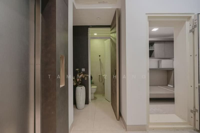 Goodwood Grand, 16 Balmoral Road, 4 Bedrooms, 5,404 sqft, Apartment For Sale, by Tammy Zhang, 500157598 - Corridor - PropertyGuru.com.sg