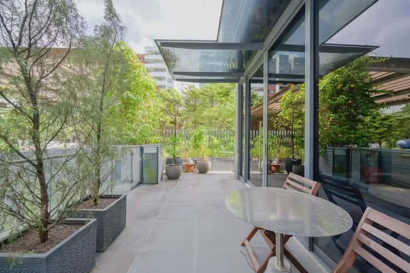 Goodwood Grand, 16 Balmoral Road, 4 Bedrooms, 5,404 sqft, Apartment For Sale, by Tammy Zhang, 500157598 - Balcony - PropertyGuru.com.sg