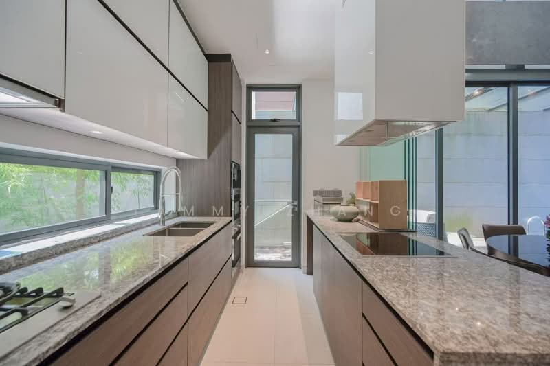 Goodwood Grand, 16 Balmoral Road, 4 Bedrooms, 5,404 sqft, Apartment For Sale, by Tammy Zhang, 500157598 - Kitchen - PropertyGuru.com.sg