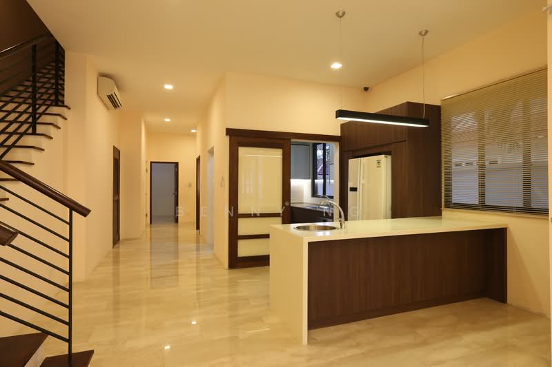 Serangoon Garden Estate, Serangoon Garden Way, 5 Bedrooms, 4,500 sqft, Semi-Detached House For Rent, by Benny Ng, 500157605 - Dry Kitchen - PropertyGuru.com.sg