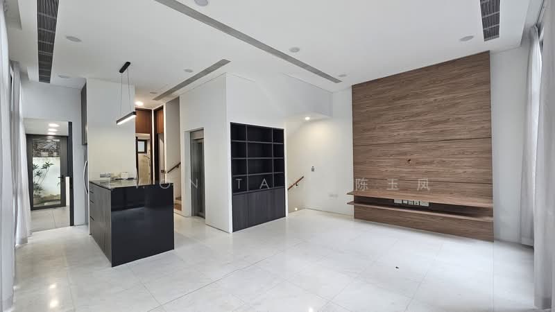 Alias Villas, JALAN HAJI ALIAS, 5 Bedrooms, 3,229 sqft, Town House For Rent, by Evon Tan 陈玉凤, 500157610 - Living Room - PropertyGuru.com.sg