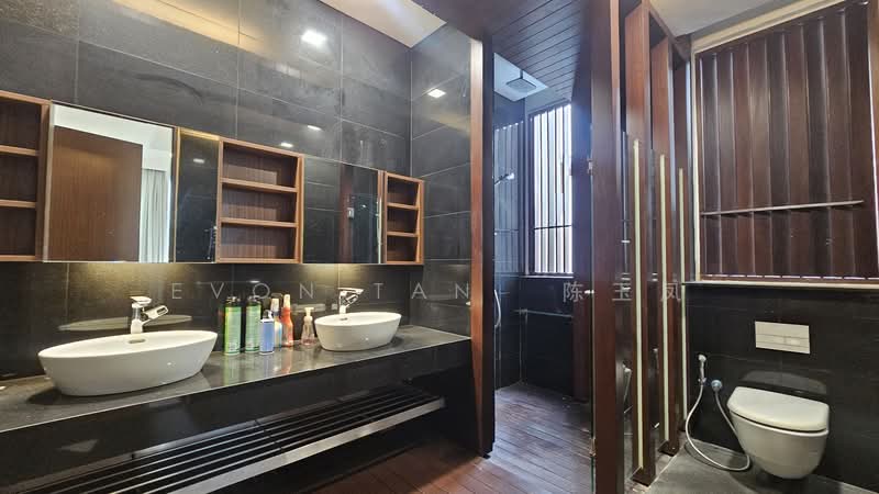 Alias Villas, JALAN HAJI ALIAS, 5 Bedrooms, 3,229 sqft, Town House For Rent, by Evon Tan 陈玉凤, 500157610 - Bathroom - PropertyGuru.com.sg
