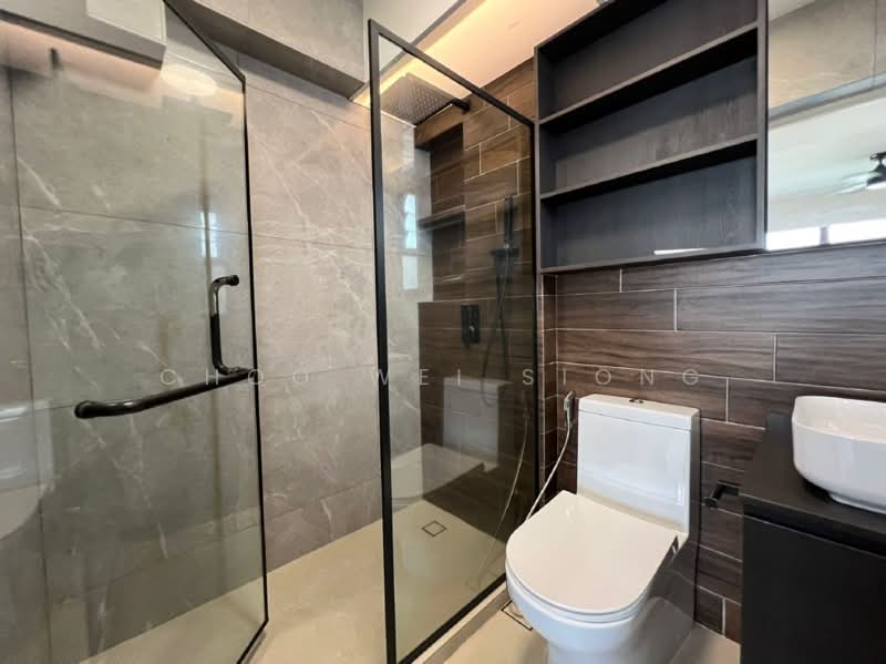606B Tampines Street 61, 606B Tampines Street 61, 2 Bedrooms, 990 sqft, HDB Flat For Sale, by Choo Wei Siong, 500157612 - Master Bathroom - PropertyGuru.com.sg