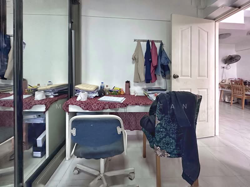 68 Geylang Bahru, 68 Geylang Bahru, 2 Bedrooms, 700 sqft, HDB Flat For Sale, by Margaret Tan, 500157615 - Study - PropertyGuru.com.sg
