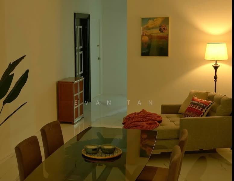 Spacious Room, 5 Mins to Fort Canning MRT!, , Room Rental, 140 sqft, Shophouse For Rent, by Evan Tan, 500157619 - Living Room - PropertyGuru.com.sg