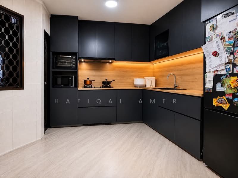 729 Tampines Street 71, 729 Tampines Street 71, 3 Bedrooms, 1,119 sqft, HDB Flat For Sale, by Hafiqal Amer, 500157622 - Kitchen - PropertyGuru.com.sg