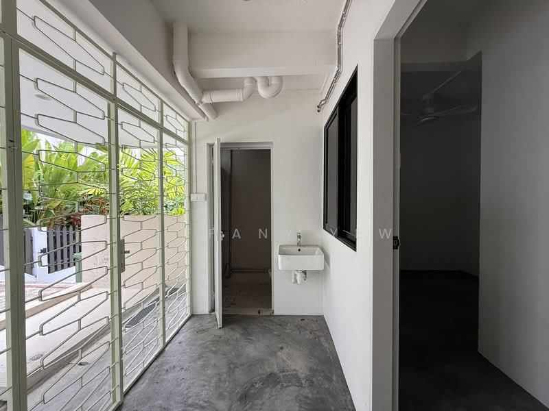 Newly Refurbished Bungalow By The Beach!, , 4 Bedrooms, 3,500 sqft, Detached House For Rent, by Tiffany Yew, 500157629 - Helper’s room & Toilet - PropertyGuru.com.sg