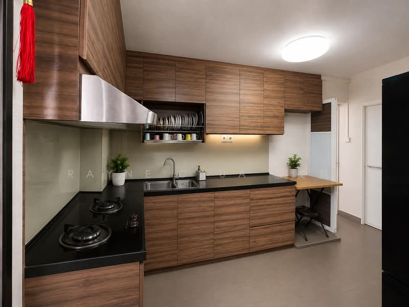 701 Jurong West Street 71, 701 Jurong West Street 71, 4 Bedrooms, 1,636 sqft, HDB Flat For Sale, by Rayne Chua 蔡美慧, 500157635 - Kitchen - PropertyGuru.com.sg