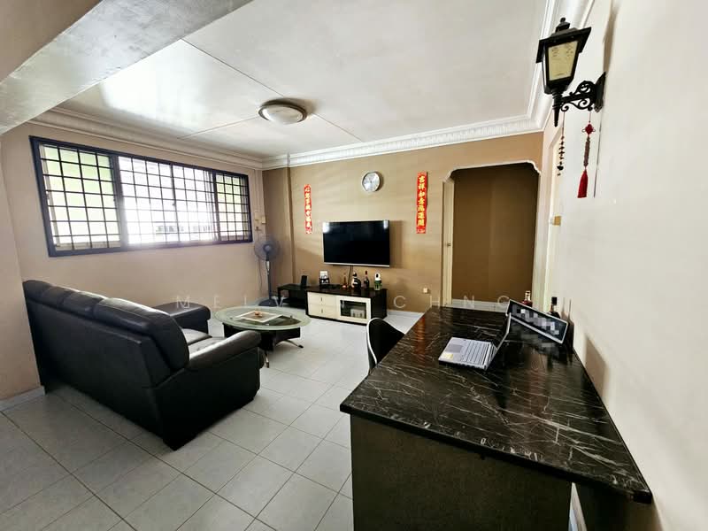 751 Jurong West Street 73, 751 Jurong West Street 73, 3 Bedrooms, 1,119 sqft, HDB Flat For Sale, by Melvin Chng, 500157645 - Living Room - PropertyGuru.com.sg