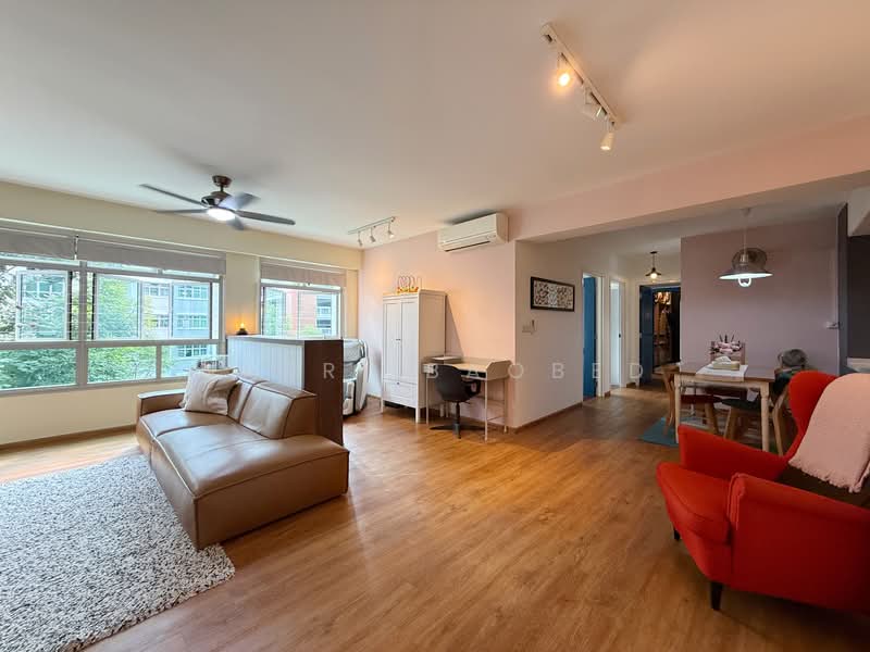 494H Tampines Street 45, 494H Tampines Street 45, 3 Bedrooms, 1,216 sqft, HDB Flat For Sale, by Nazri Baobed, 500157651 - Living Room - PropertyGuru.com.sg
